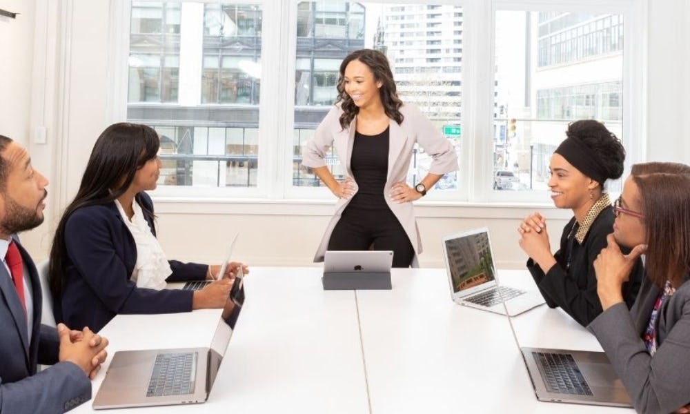 Conversación sobre el futuro de las reuniones de trabajo virtuales